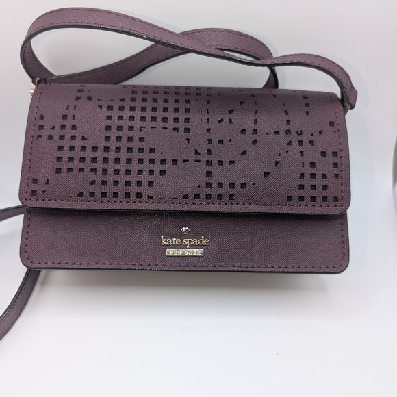 kate spade Handbags - Kate Spade Crossbody Bag